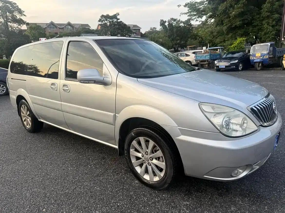 Buick GL8 2014 2.4L Classic Edition — миниатюра 3
