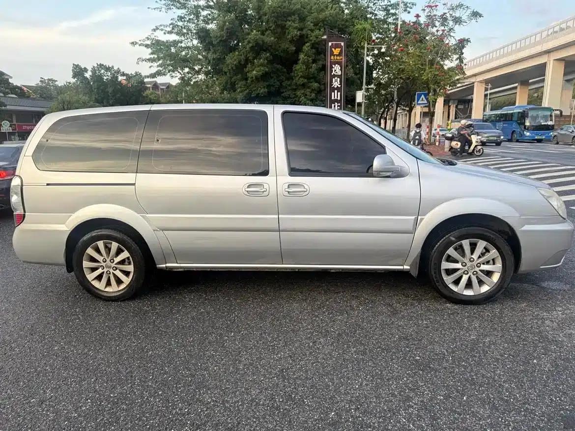 Buick GL8 2014 2.4L Classic Edition — миниатюра 4