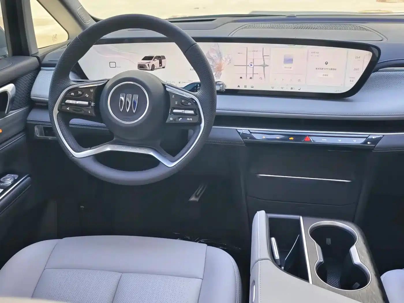 Buick GL8 2025 Luxury Smart Edition — миниатюра 13