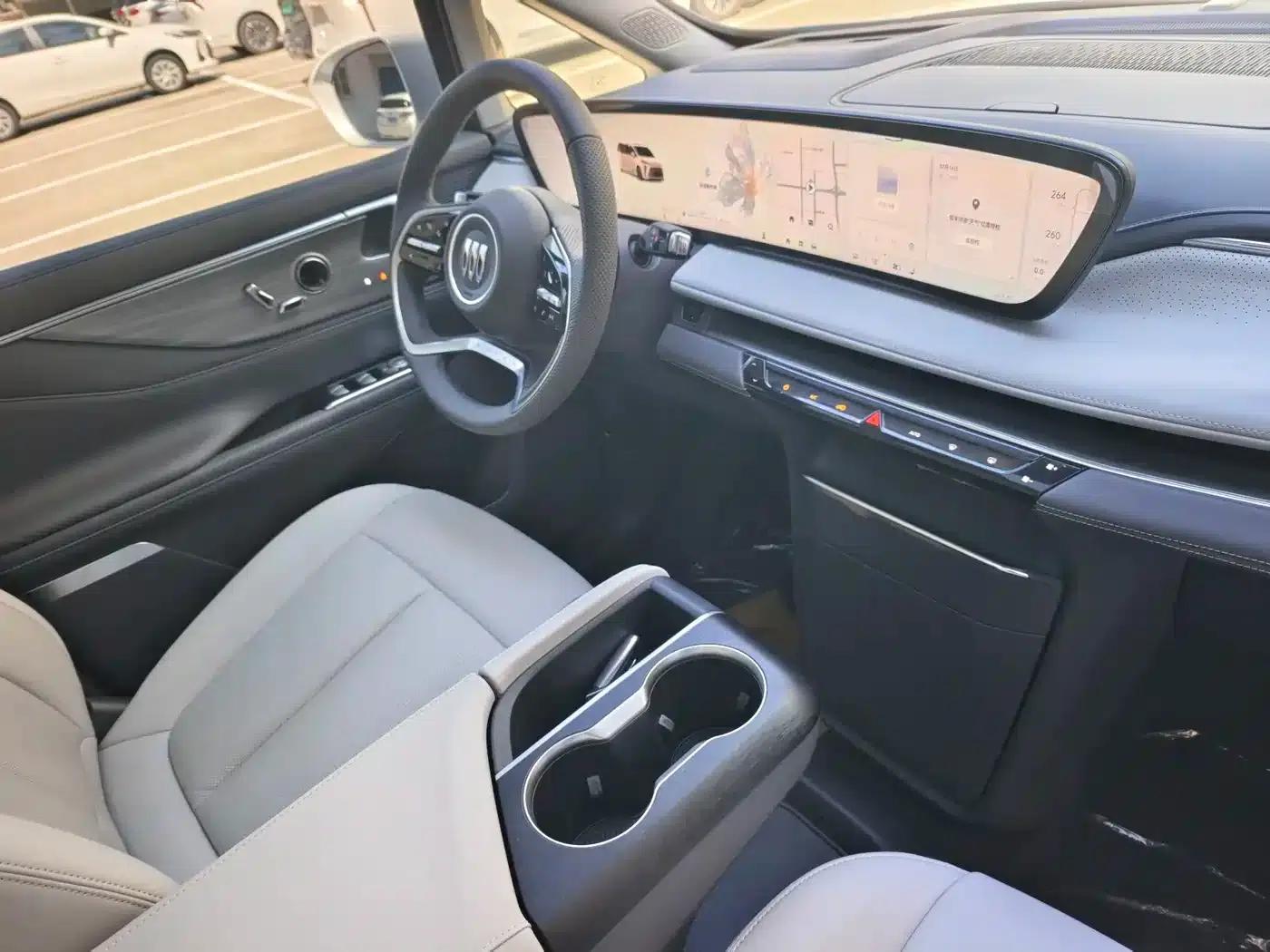 Buick GL8 2025 Luxury Smart Edition — миниатюра 15