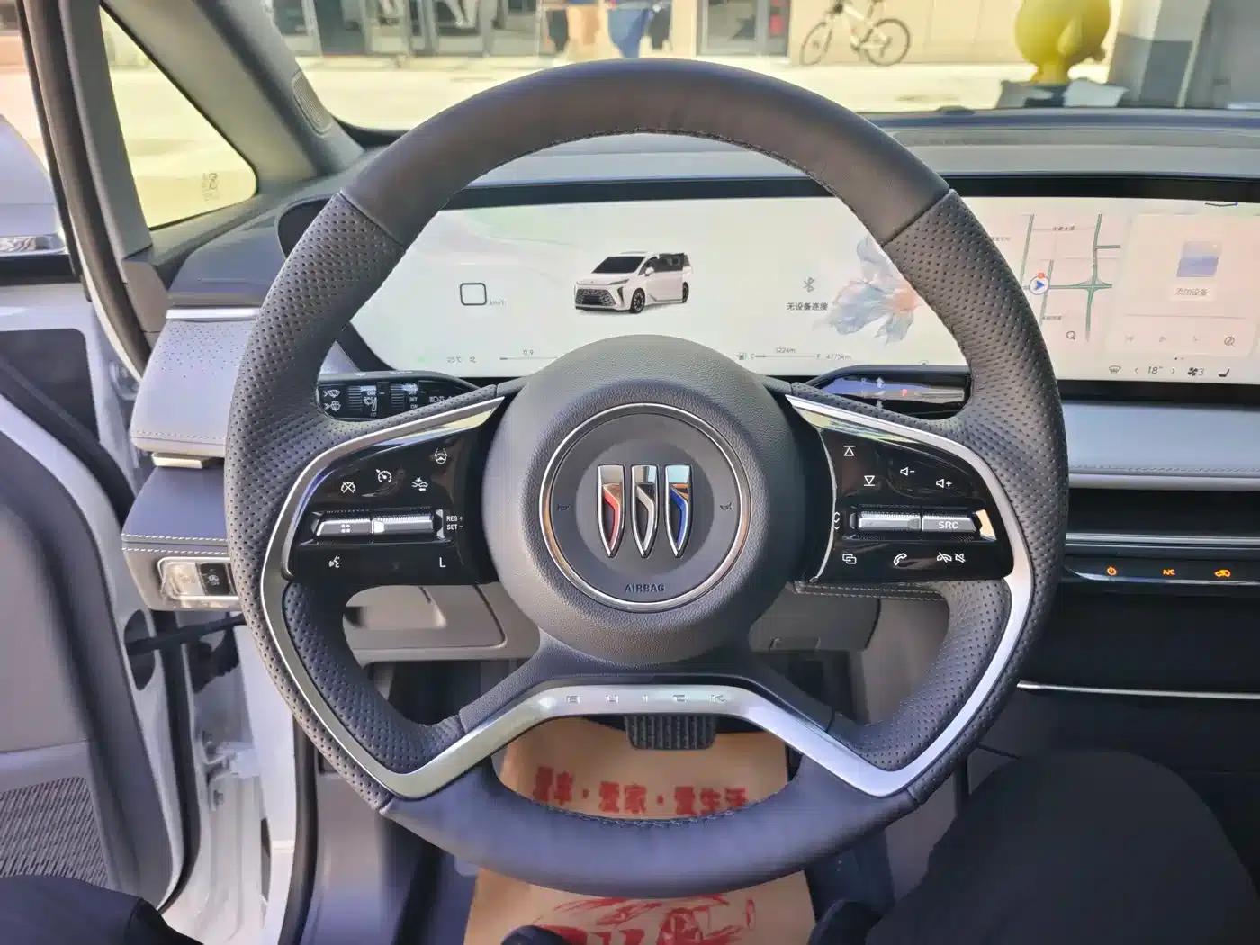 Buick GL8 2025 Luxury Smart Edition — миниатюра 9