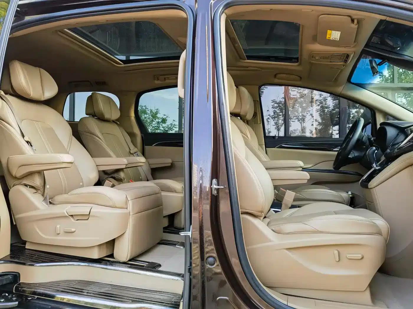 Buick GL8 2017 ES 28T Luxury Edition (National V Emission Standard) — миниатюра 18