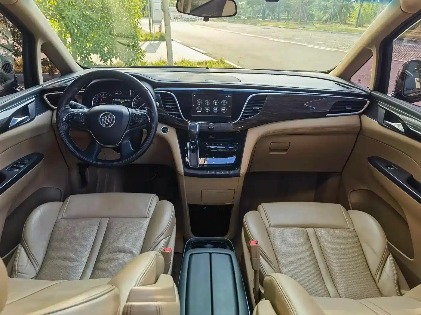 Buick GL8 2017 ES 28T Luxury Edition (National V Emission Standard) — миниатюра 10