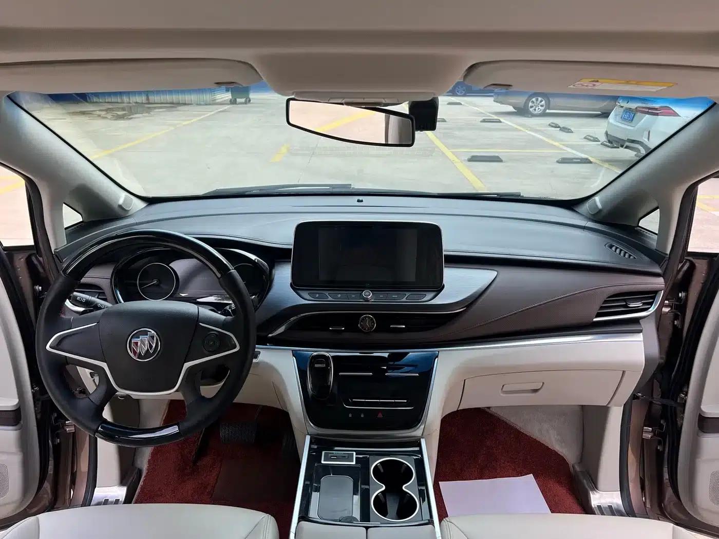 Buick GL8 2020 Land Business Class 652T Comfort — миниатюра 5