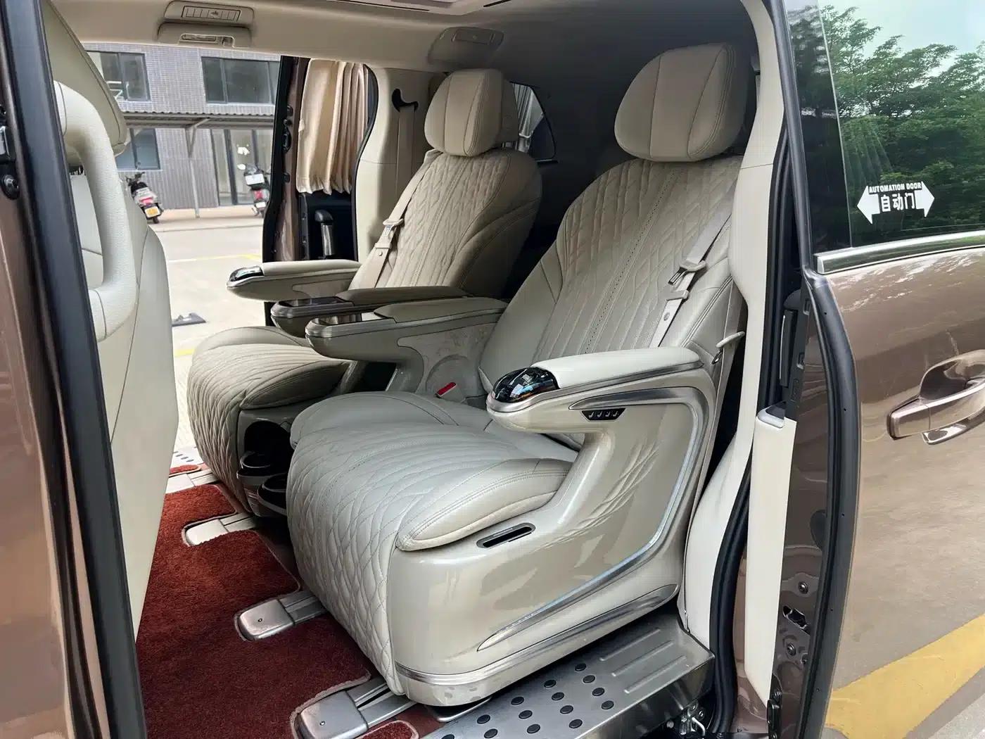 Buick GL8 2020 Land Business Class 652T Comfort — миниатюра 7