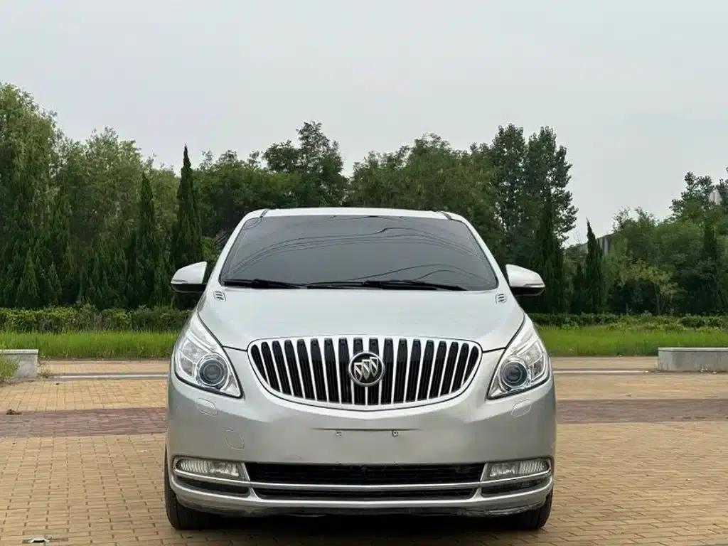 Buick GL8 2013 3.0L XT Luxury Business Flagship Edition — миниатюра 2