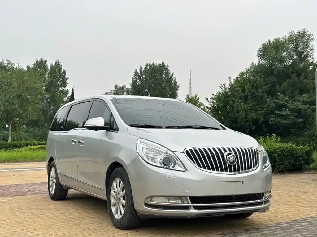 Buick GL8 2013 3.0L XT Luxury Business Flagship Edition — миниатюра 3