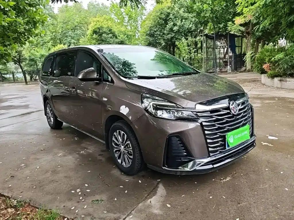 Buick GL8 2023 Land Business Class Smart Edition — миниатюра 4