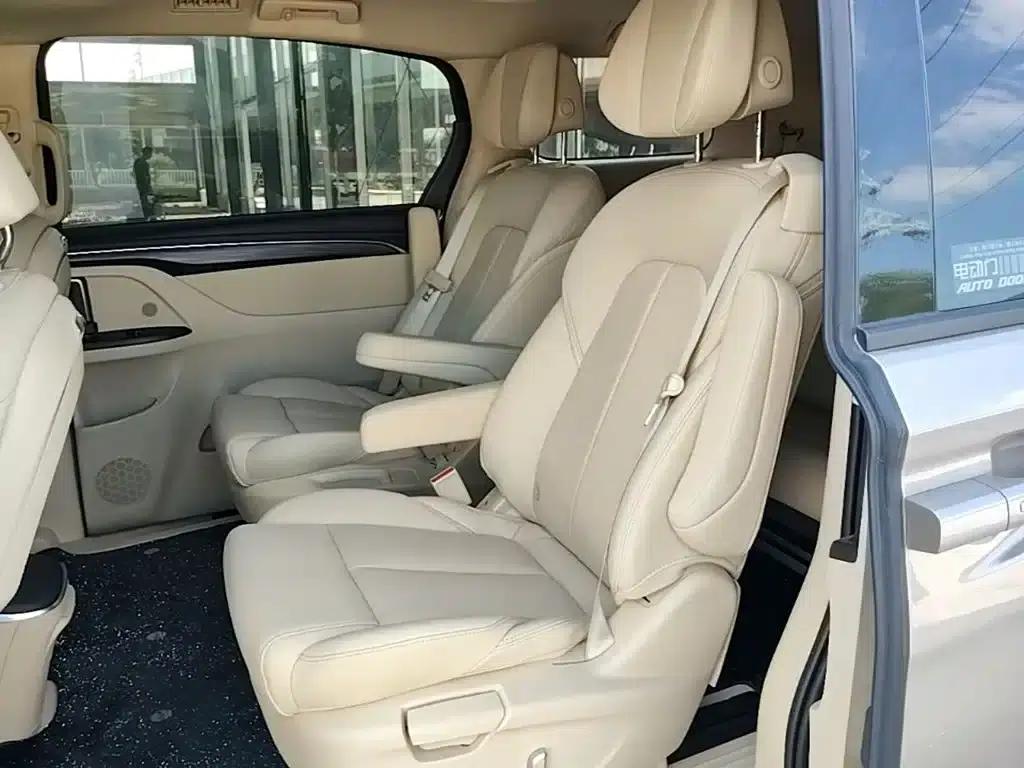 Buick GL8 2023 ES Luxury Edition — миниатюра 17