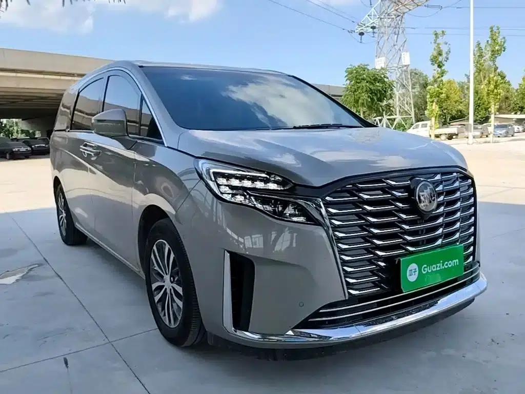 Buick GL8 2023 ES Luxury Edition — миниатюра 4