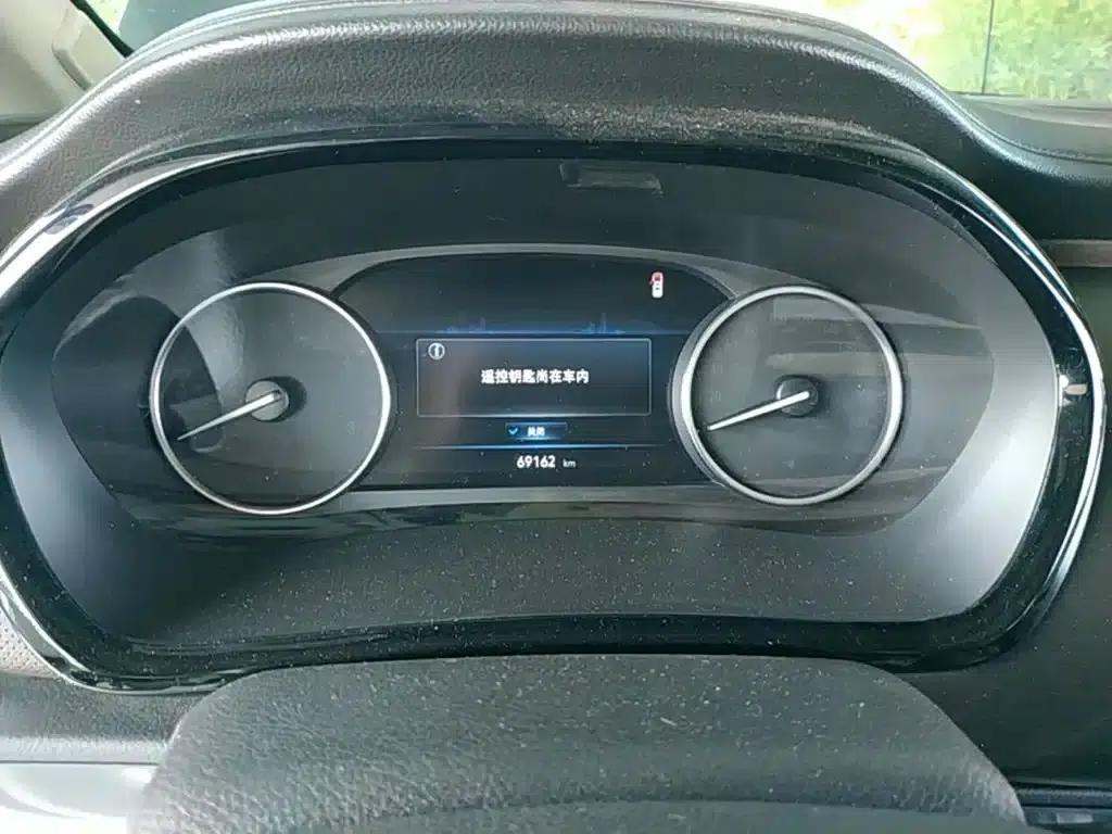Buick GL8 2020 Land Business Class 652T Comfort — миниатюра 12