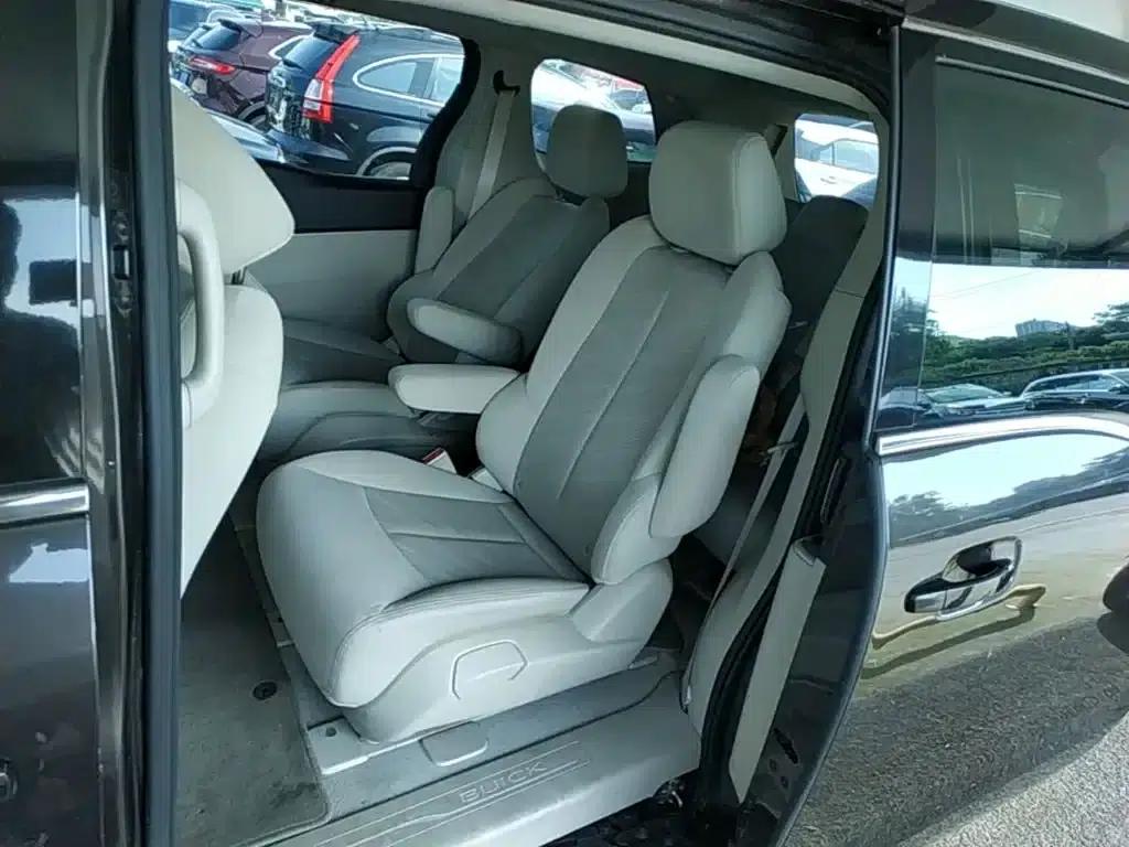 Buick GL8 2020 Land Business Class 652T Comfort — миниатюра 17