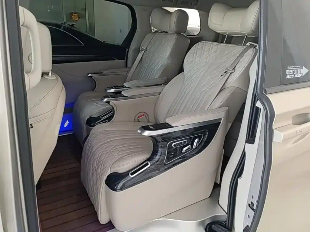 Buick GL8 2021 ES Avantgarde 653T Comfort — миниатюра 17