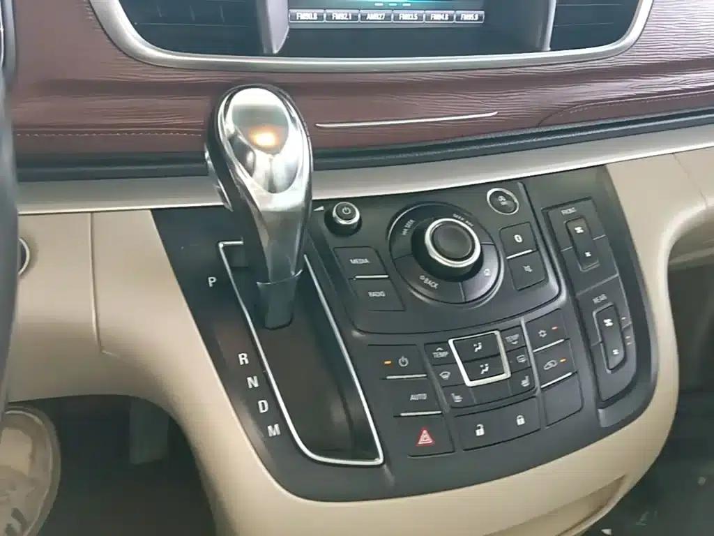 Buick GL8 2017 25S Premium Edition (National V Emission Standard) — миниатюра 14