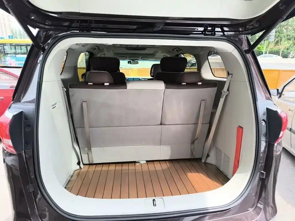 Buick GL8 2018 ES 28T Comfort Model (China VI Emission Standard) — миниатюра 19