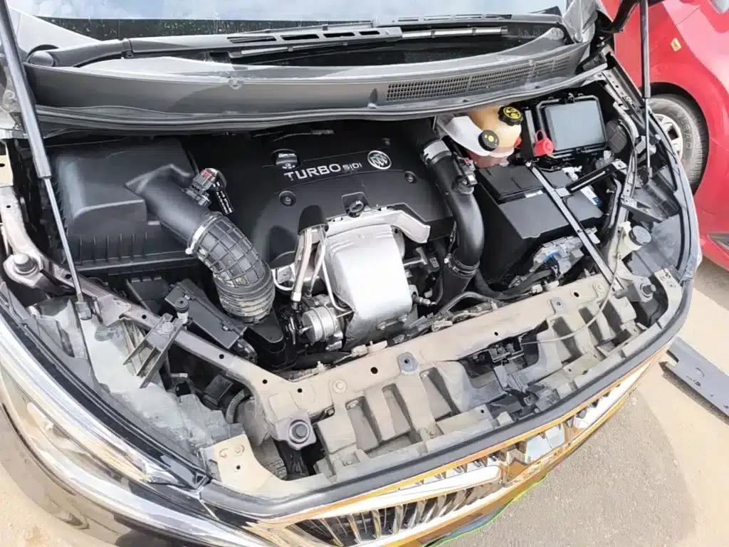 Buick GL8 2018 ES 28T Comfort Model (China VI Emission Standard) — миниатюра 20