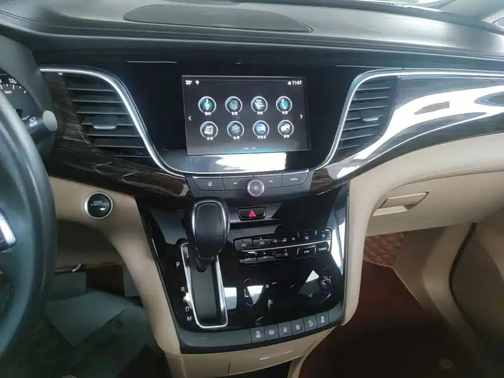 Buick GL8 2017 ES 28T Luxury Edition (National V Emission Standard) — миниатюра 13
