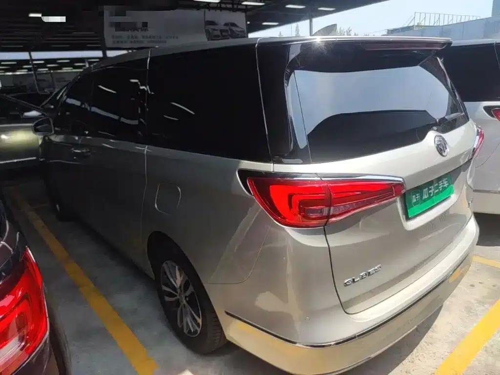 Buick GL8 2017 ES 28T Luxury Edition (National V Emission Standard) — миниатюра 5