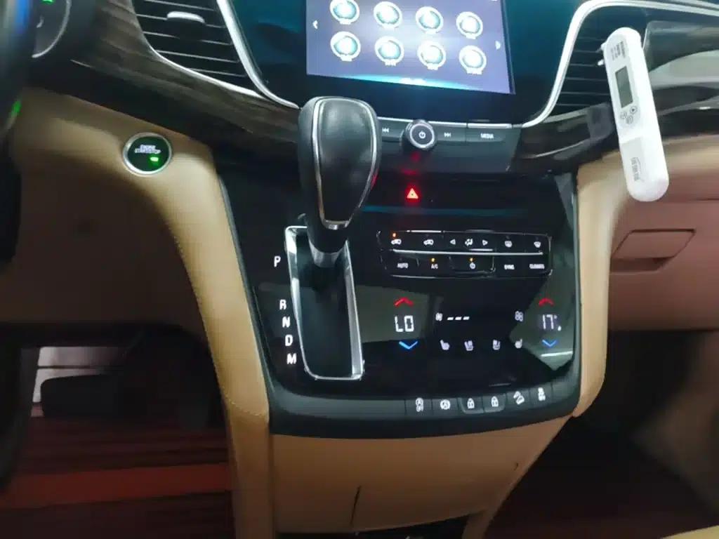 Buick GL8 2017 ES 28T Flagship Edition (National V Emission Standard) — миниатюра 14