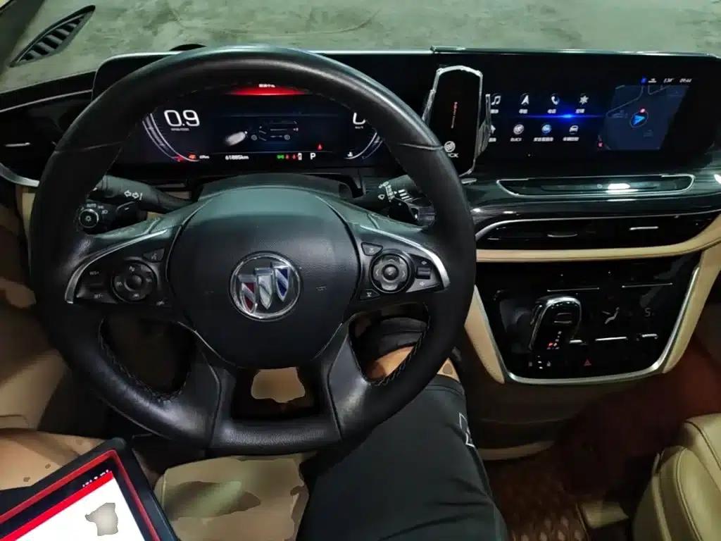 Buick GL8 2021 ES Avantgarde 653T Premium Edition — миниатюра 10