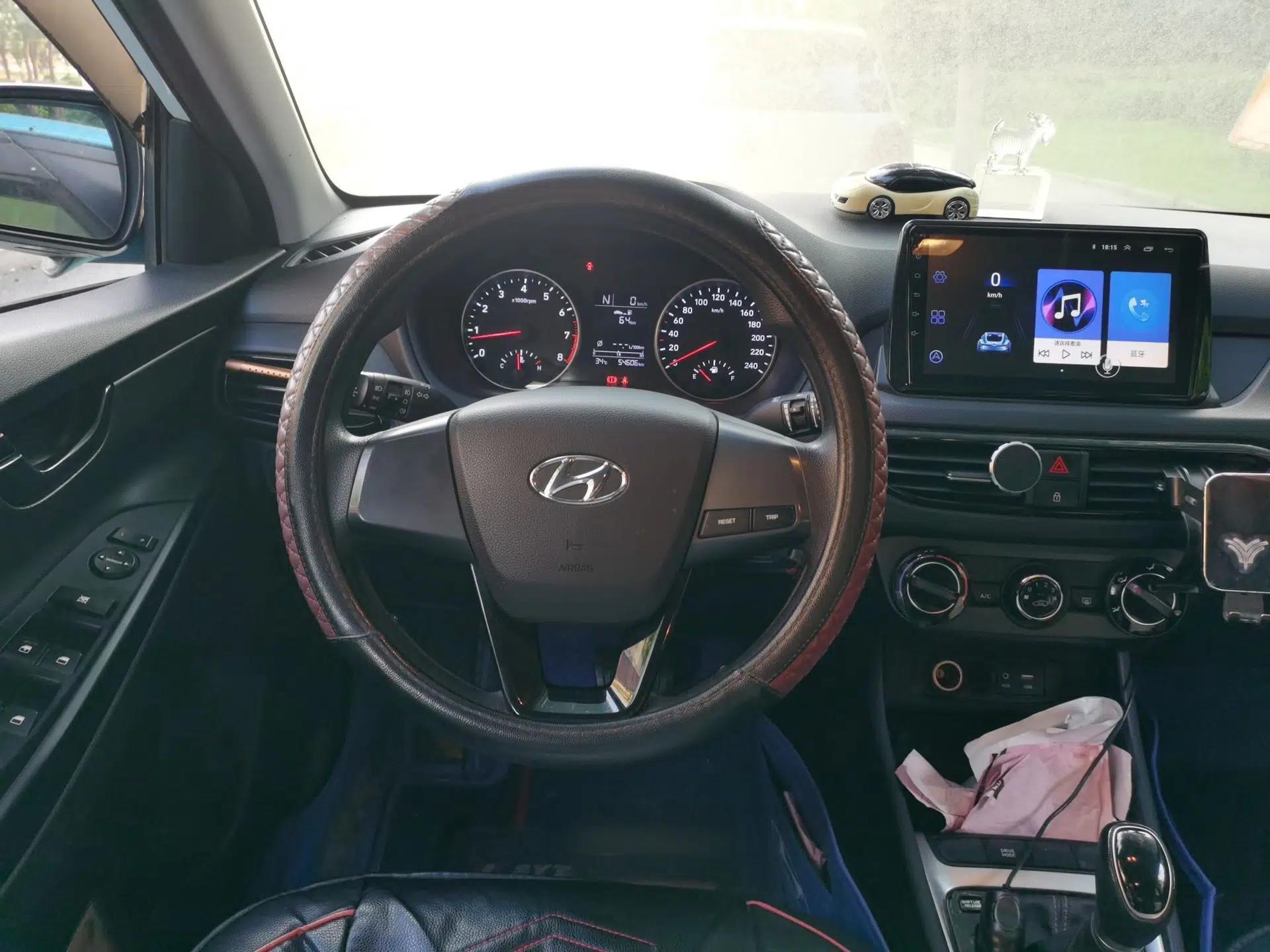 Hyundai Celesta 2018 1.6L Automatic GL Enjoyment Edition China VI compliant — миниатюра 10