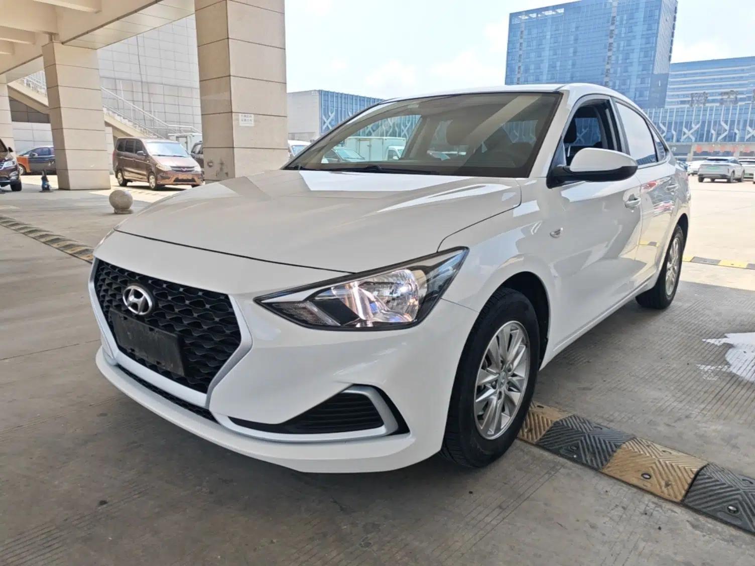 Hyundai Celesta 2020 1.6L Automatic GL Enjoyable Edition — миниатюра 1