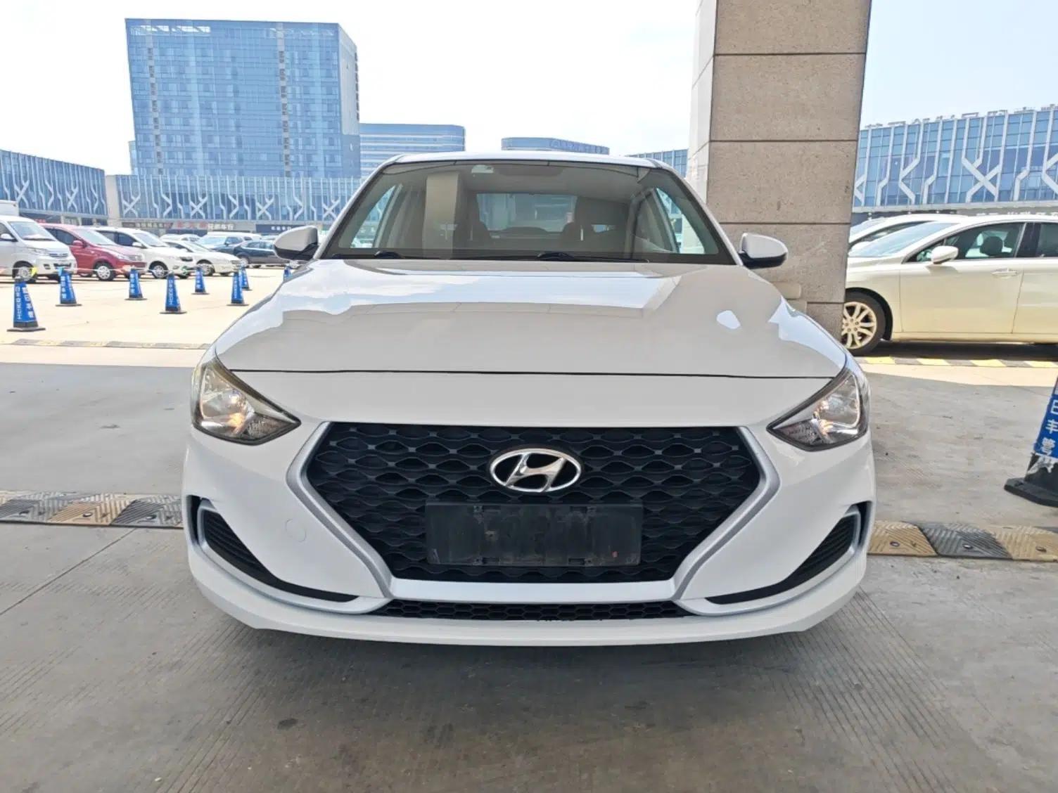 Hyundai Celesta 2020 1.6L Automatic GL Enjoyable Edition — миниатюра 2