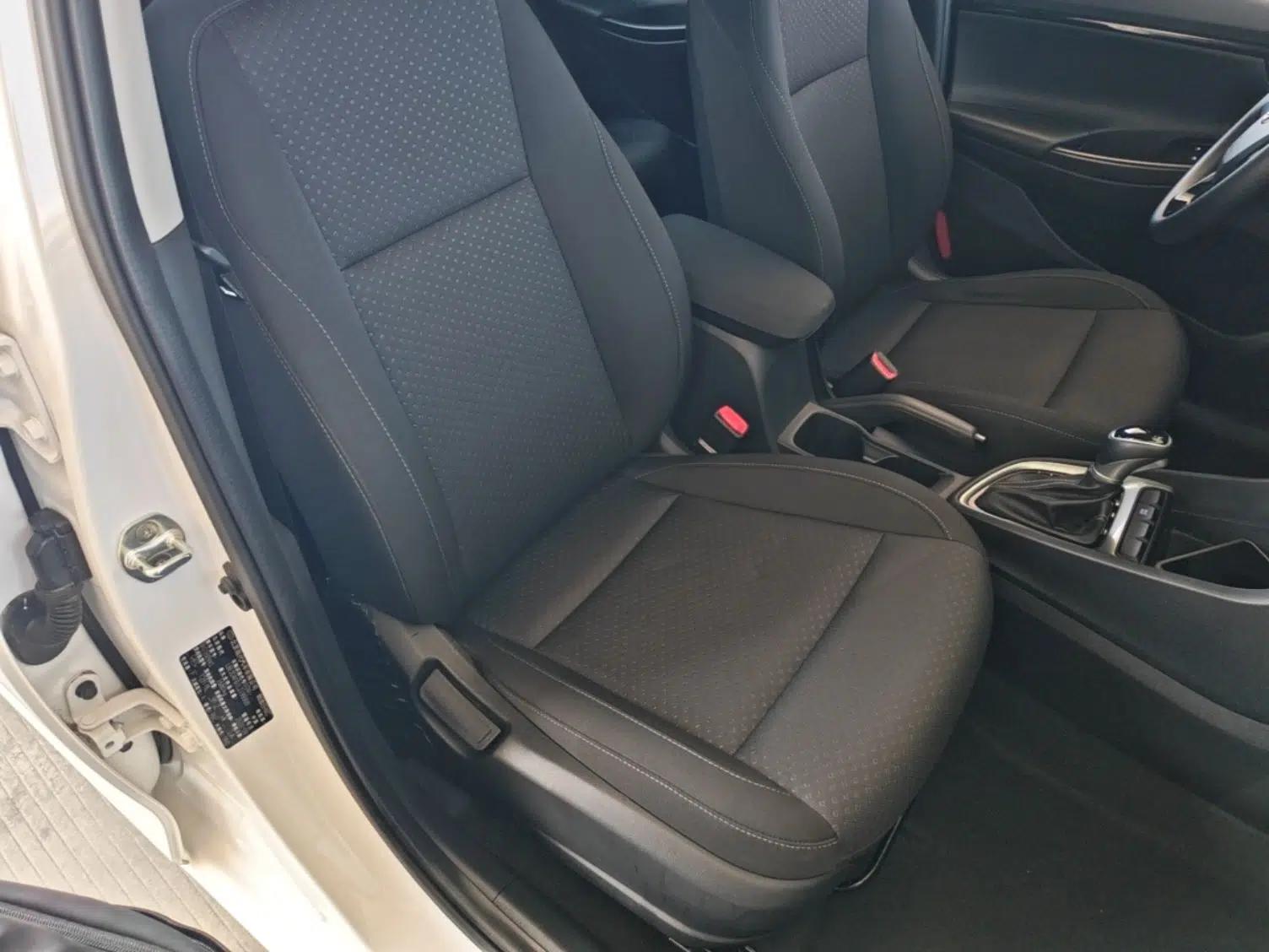 Hyundai Celesta 2020 1.6L Automatic GL Enjoyable Edition — миниатюра 24