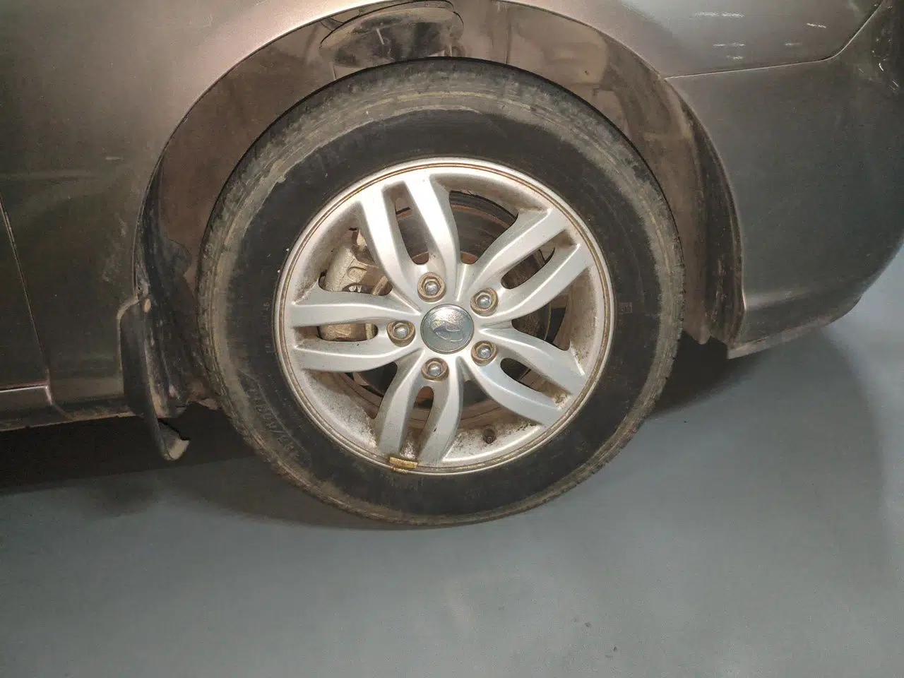 Hyundai Celesta 2011 1.6L Manual Comfort Edition — миниатюра 8