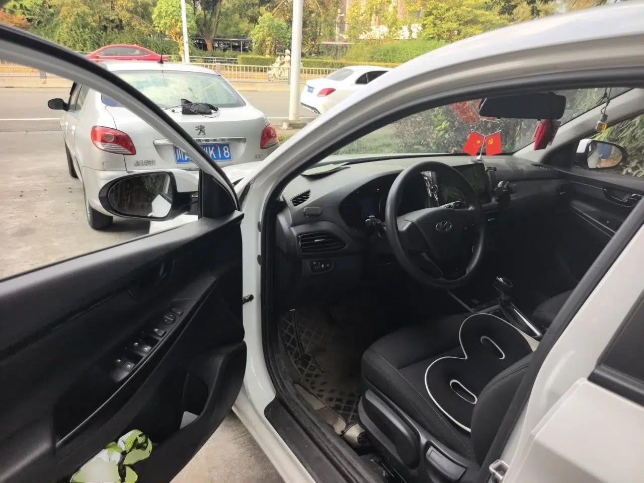 Hyundai Celesta 2020 1.6L Automatic GL Enjoyable Edition — миниатюра 16