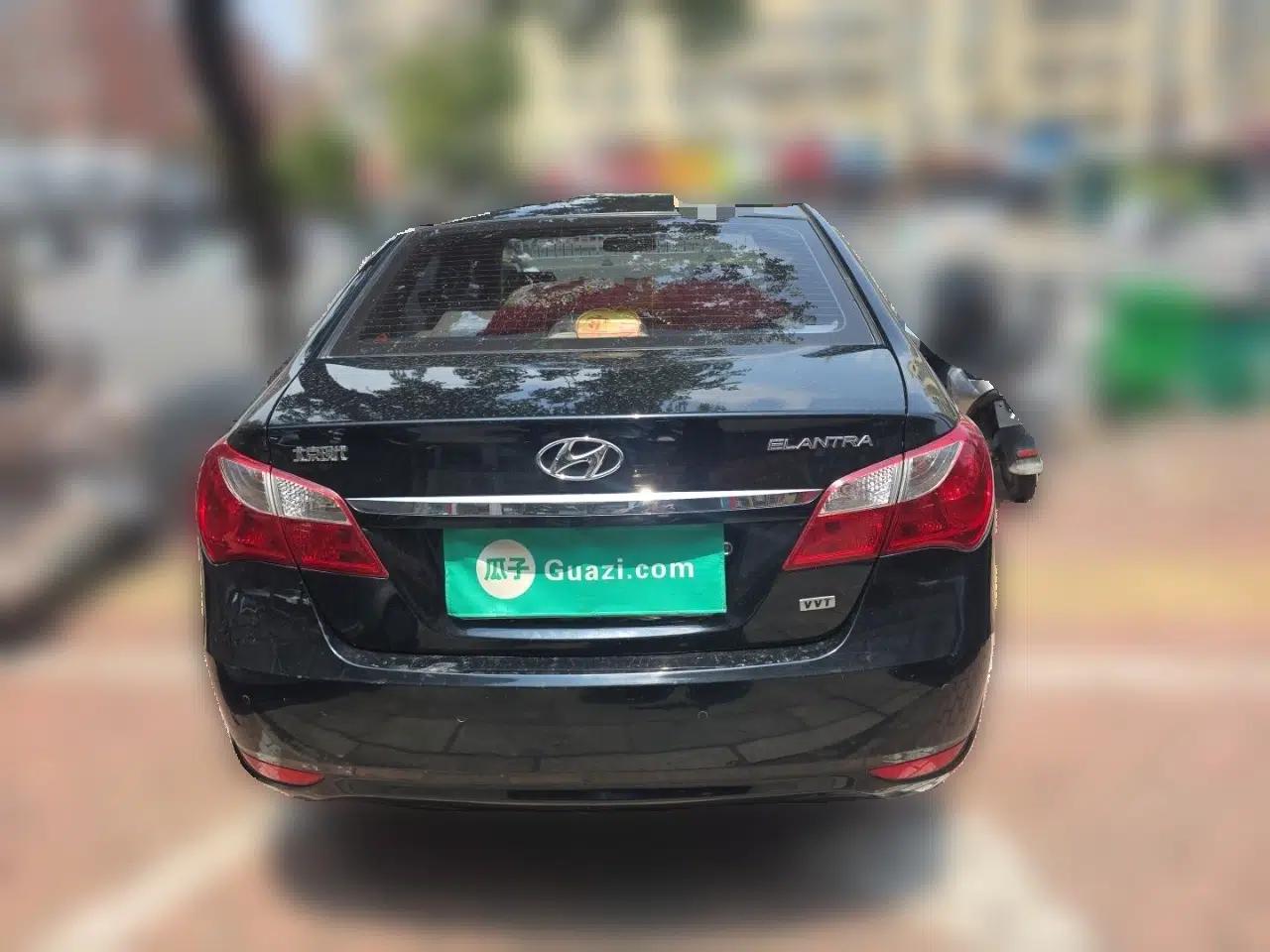 Hyundai Celesta 2011 1.6L Automatic Comfort Edition — миниатюра 5