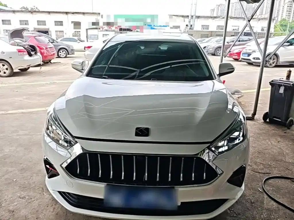 Sihao A5 2022 1.5T CVT Youth Edition — миниатюра 3