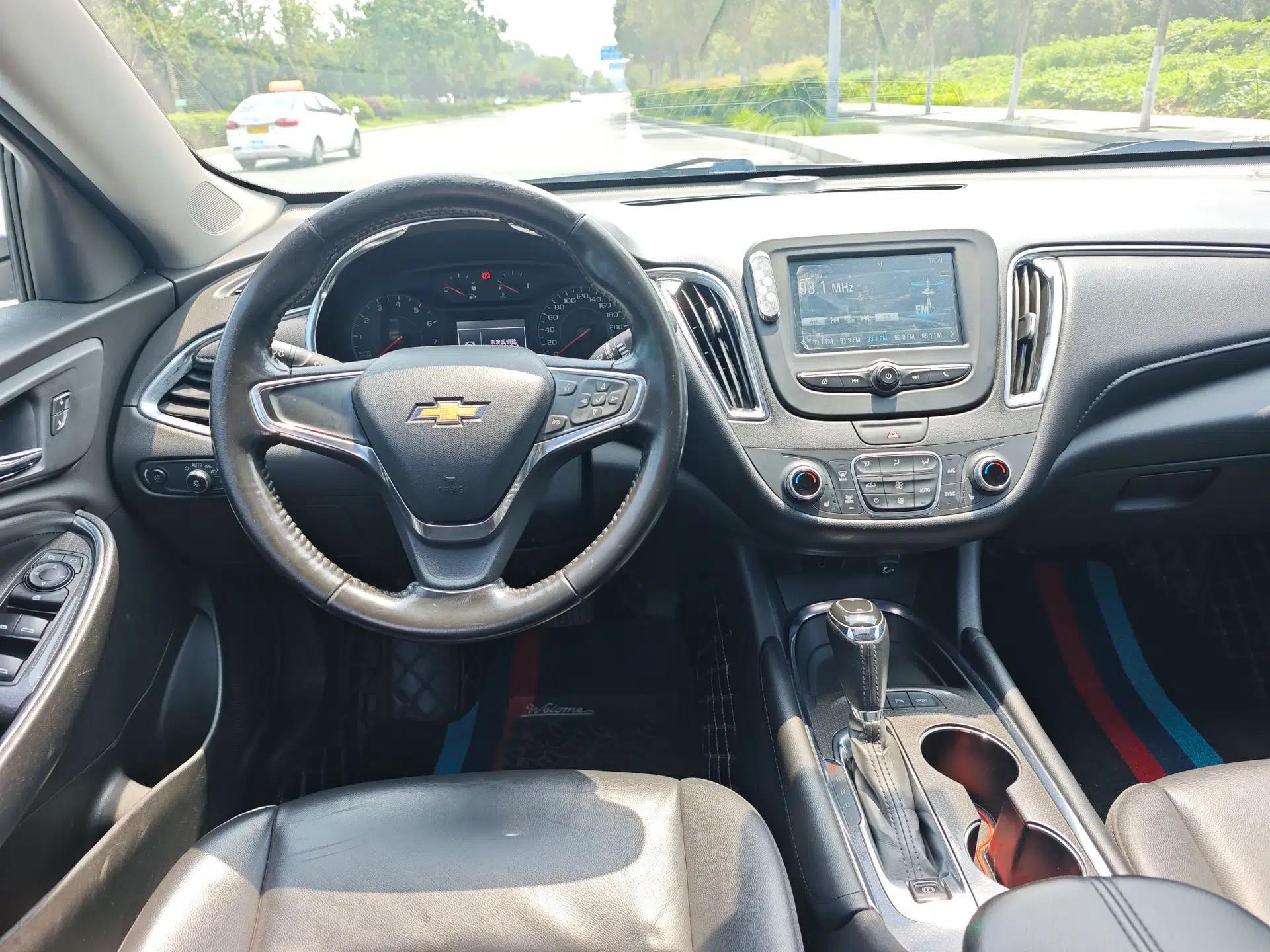 Chevrolet Malibu XL 2018 530T Automatic RuiChi Edition — миниатюра 18