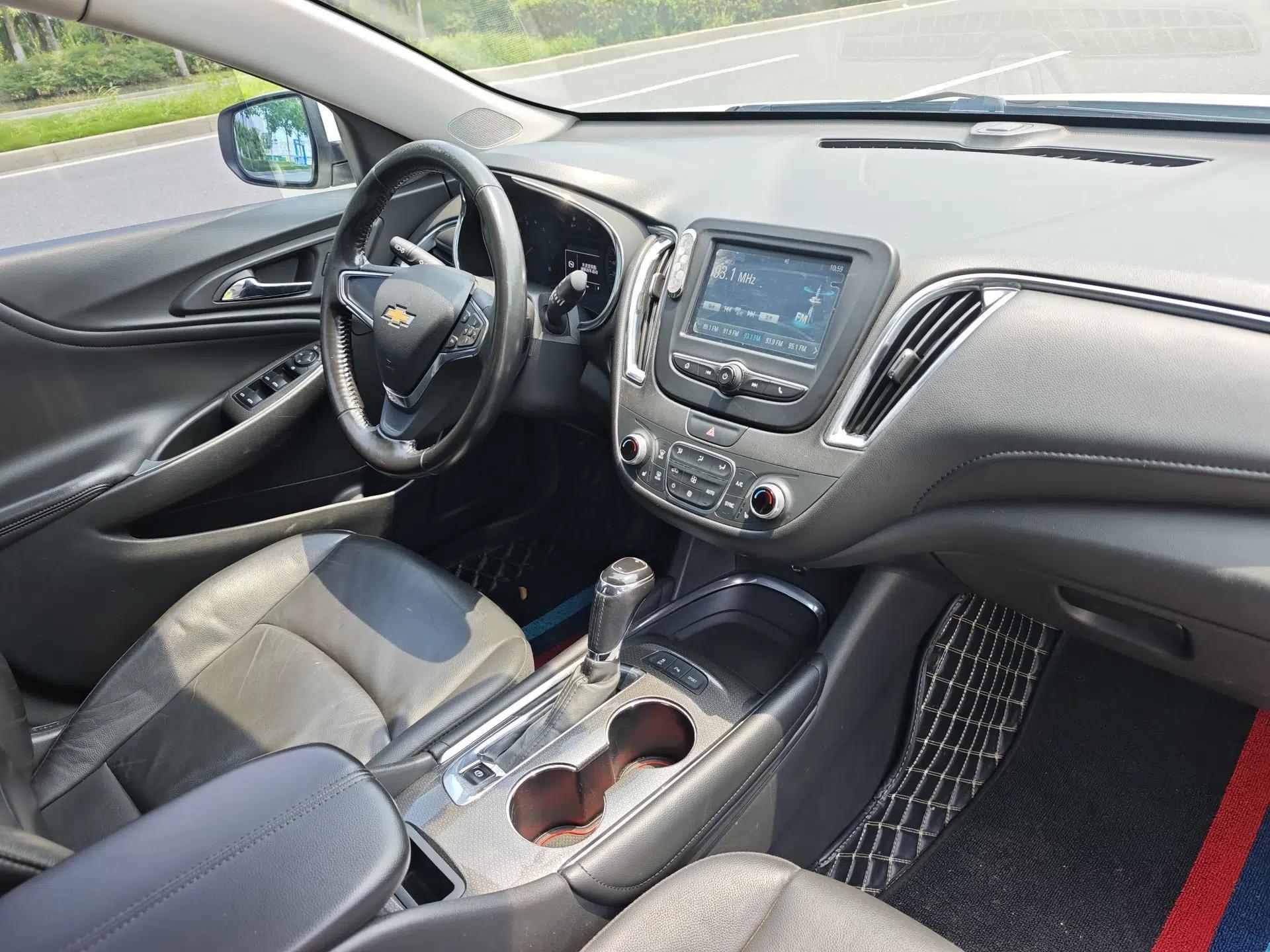 Chevrolet Malibu XL 2018 530T Automatic RuiChi Edition — миниатюра 30