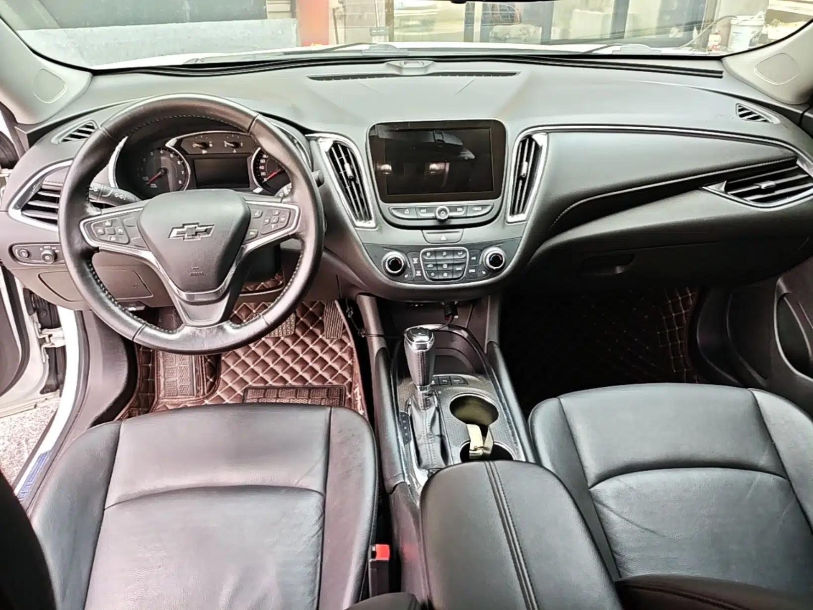 Chevrolet Malibu XL 2018 530T Automatic Ruiyi Edition — миниатюра 12