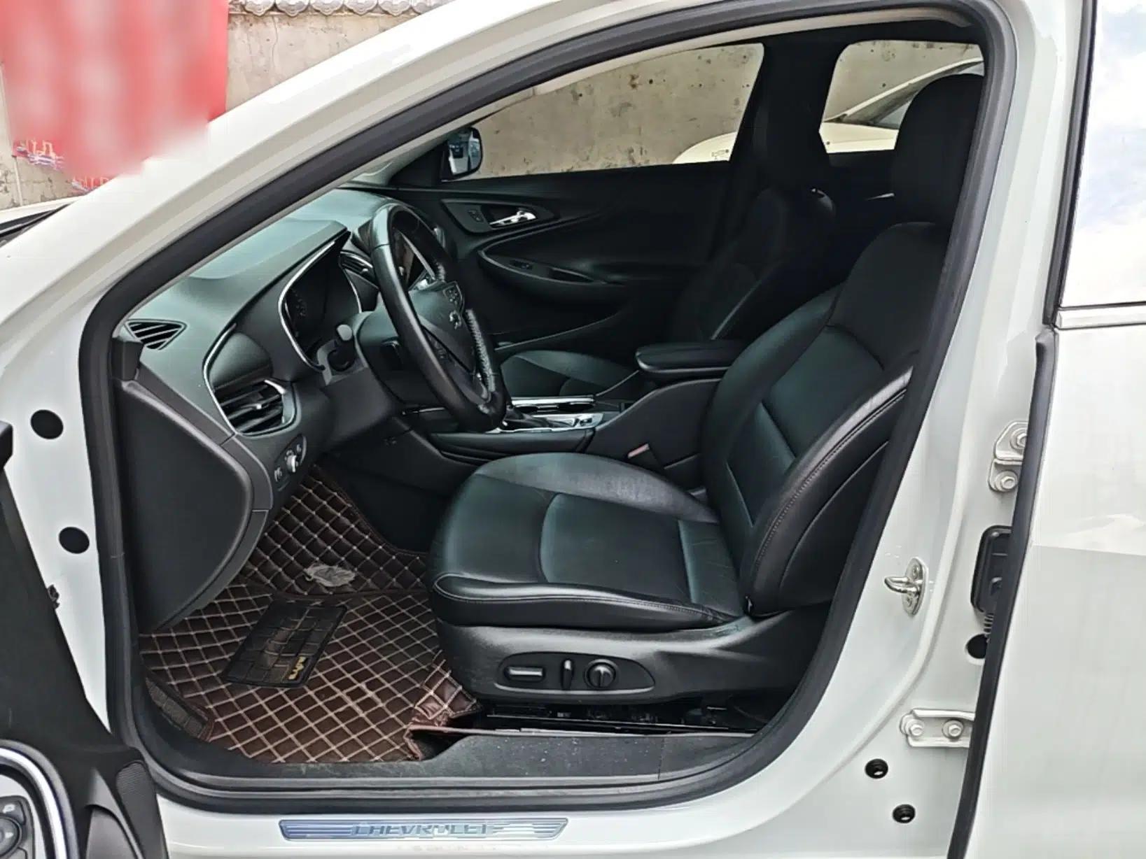 Chevrolet Malibu XL 2018 530T Automatic Ruiyi Edition — миниатюра 17