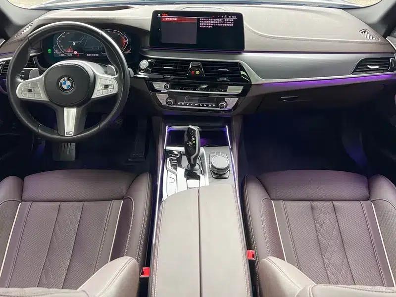 2023 BMW 5 Series 530Li Luxury M Sport Package — миниатюра 9