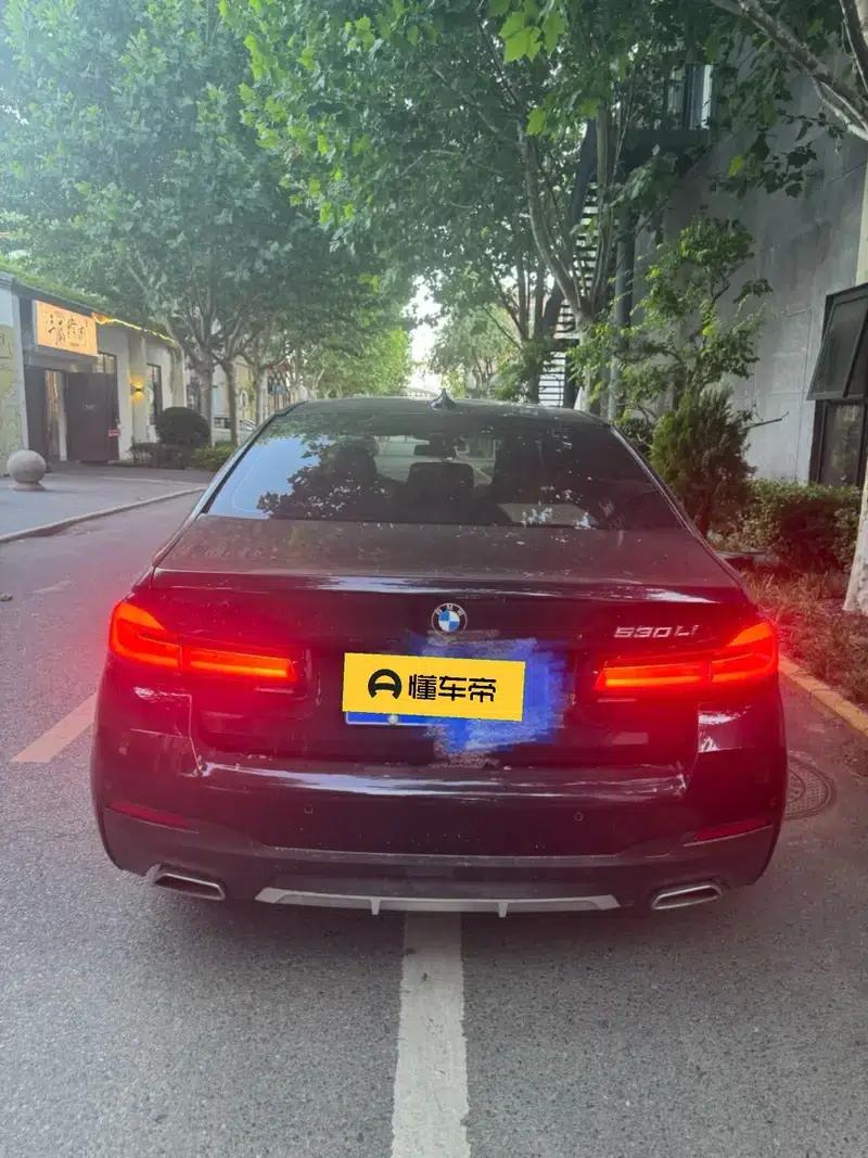 2023 BMW 5 Series 530Li Leading Edition M Sport Package — миниатюра 2