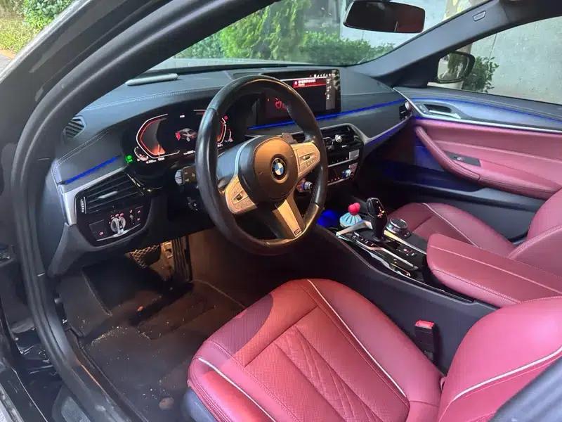 2023 BMW 5 Series 530Li Leading Edition M Sport Package — миниатюра 3
