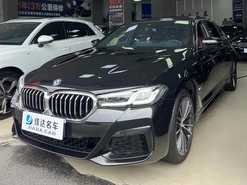 2022 BMW 5 Series 530Li Leading Edition M Sport Package — миниатюра 1