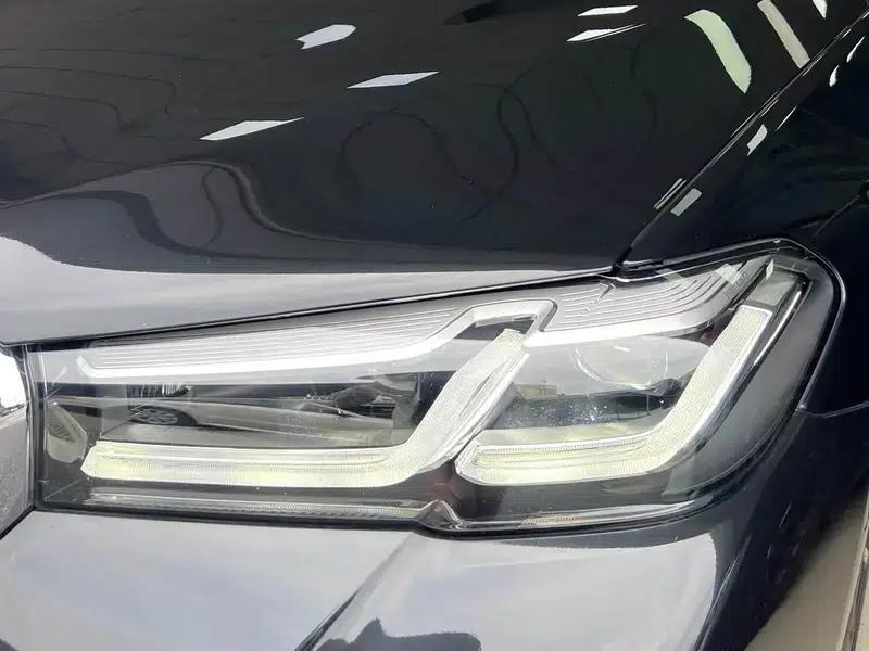 2022 BMW 5 Series 530Li Leading Edition M Sport Package — миниатюра 4