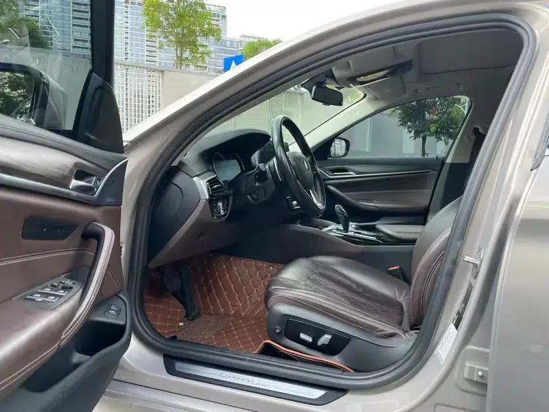 2018 BMW 5 Series 530Li Leading Luxury Package — миниатюра 8