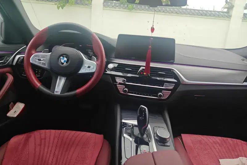 2023 BMW 5 Series Facelift 530Li Leading Edition M Sport Package — миниатюра 13