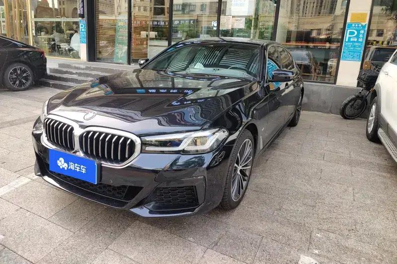 2023 BMW 5 Series Facelift 530Li Leading Edition M Sport Package — миниатюра 1