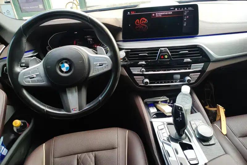 2023 BMW 5 Series Facelift 530Li Leading Edition M Sport Package — миниатюра 13