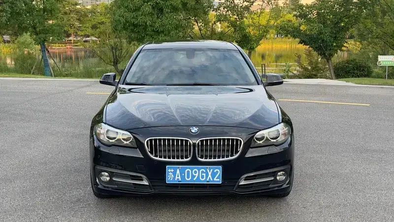 2014 BMW 5 Series 520Li Elegant Edition — миниатюра 2