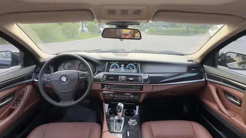 2014 BMW 5 Series 520Li Elegant Edition — миниатюра 12