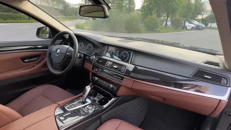 2014 BMW 5 Series 520Li Elegant Edition — миниатюра 16