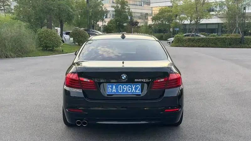 2014 BMW 5 Series 520Li Elegant Edition — миниатюра 5