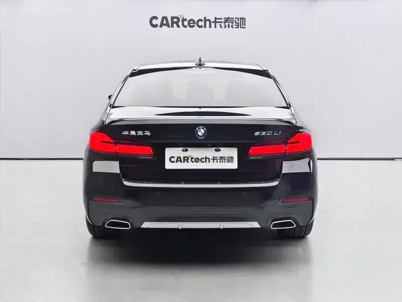 2023 BMW 5 Series Facelift 530Li Leading Edition M Sport Package — миниатюра 4